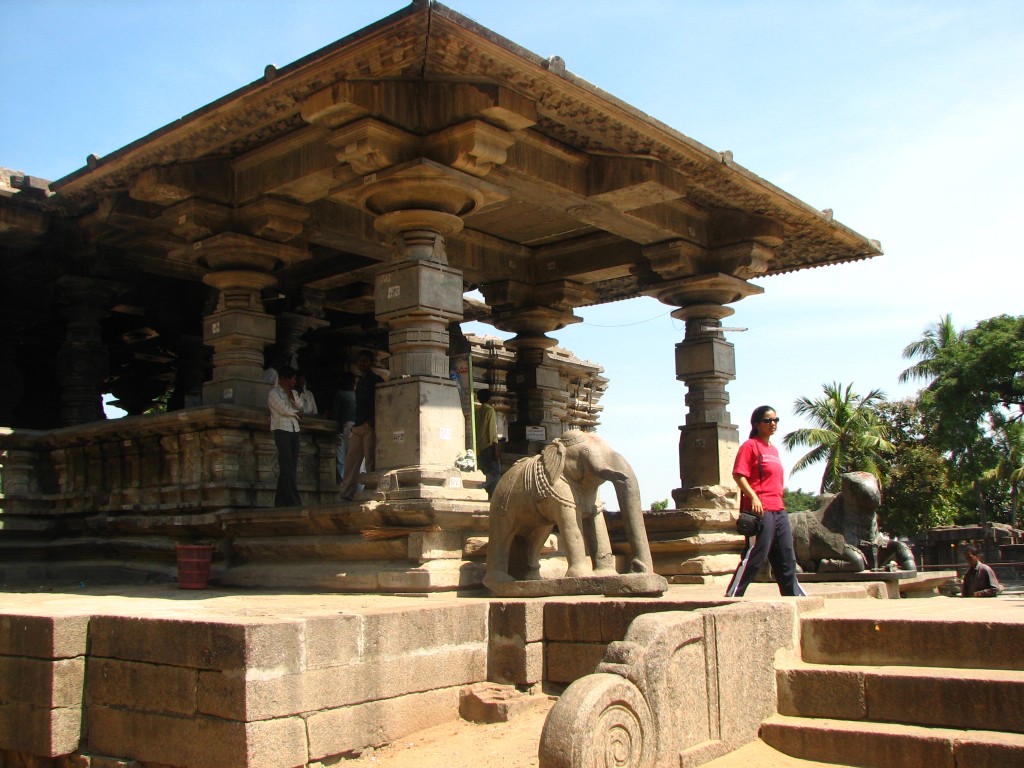 historical places of warangal Thousand Pillars Temple